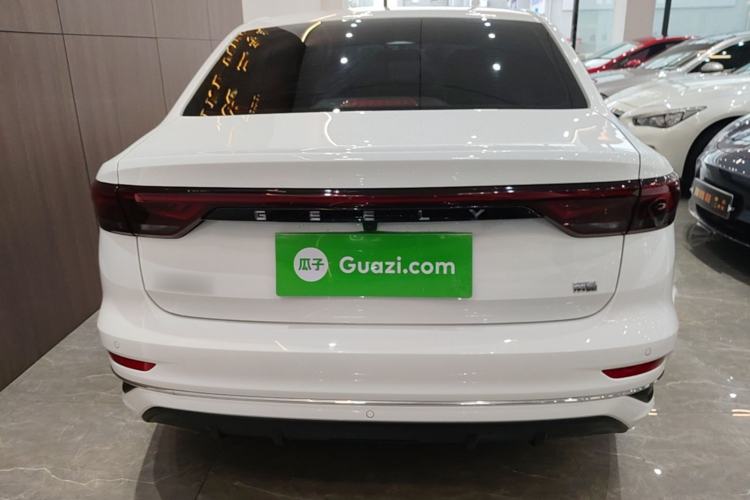 Geely Emgrand 2023 — 5