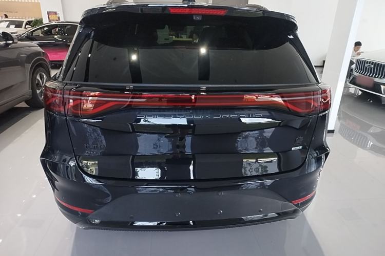 BYD Tang 2025 — 5