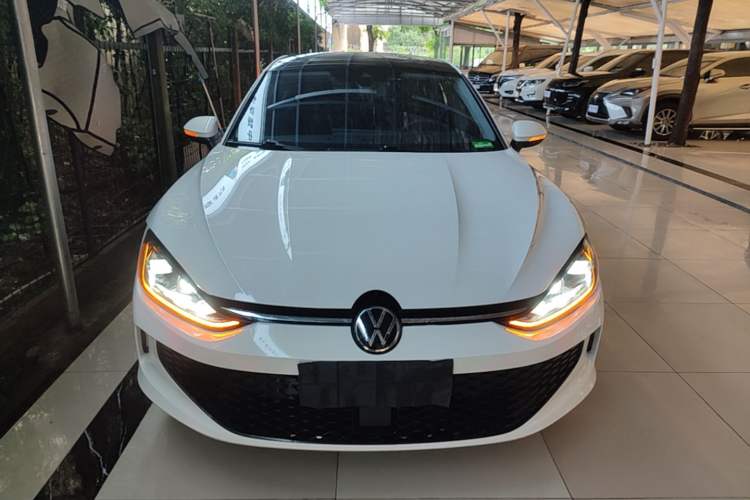 Volkswagen Lamando 2023 — 2