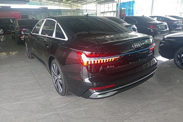 Audi A6L 2026 — 4