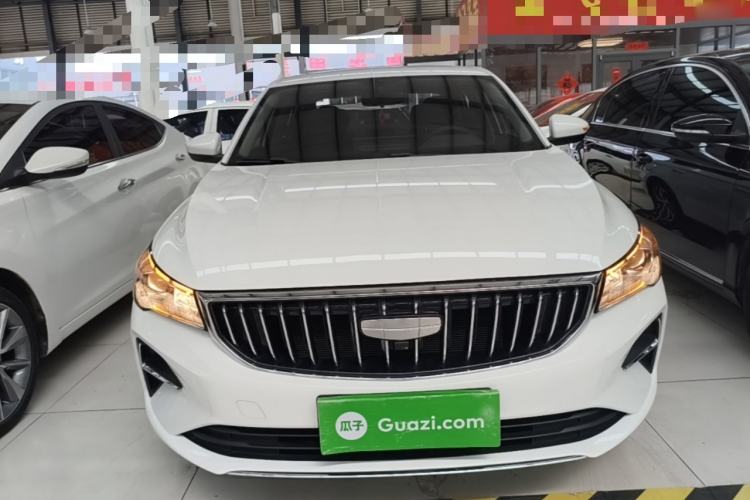 Geely Emgrand 2025 — 2