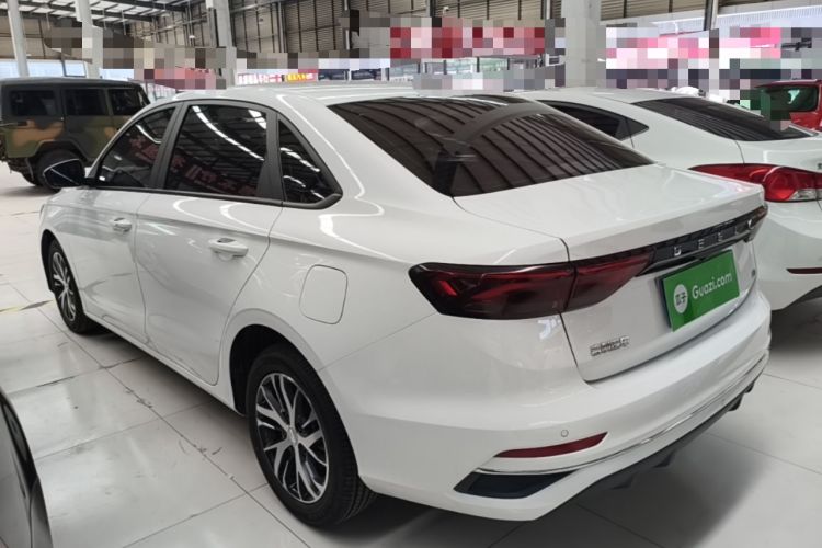 Geely Emgrand 2025 — 4