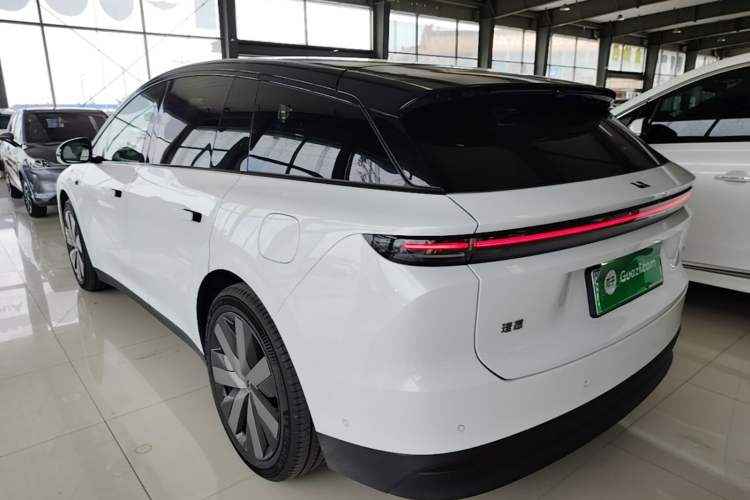 Li Auto i6 2025 — 4