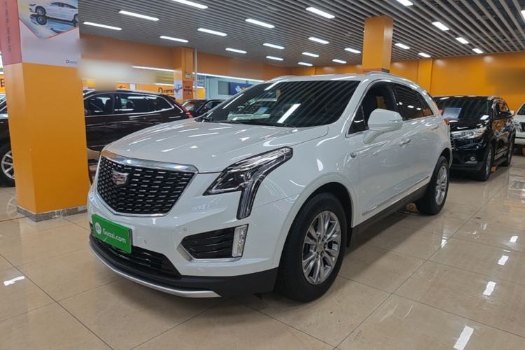 Cadillac XT5 2022 — фото 1