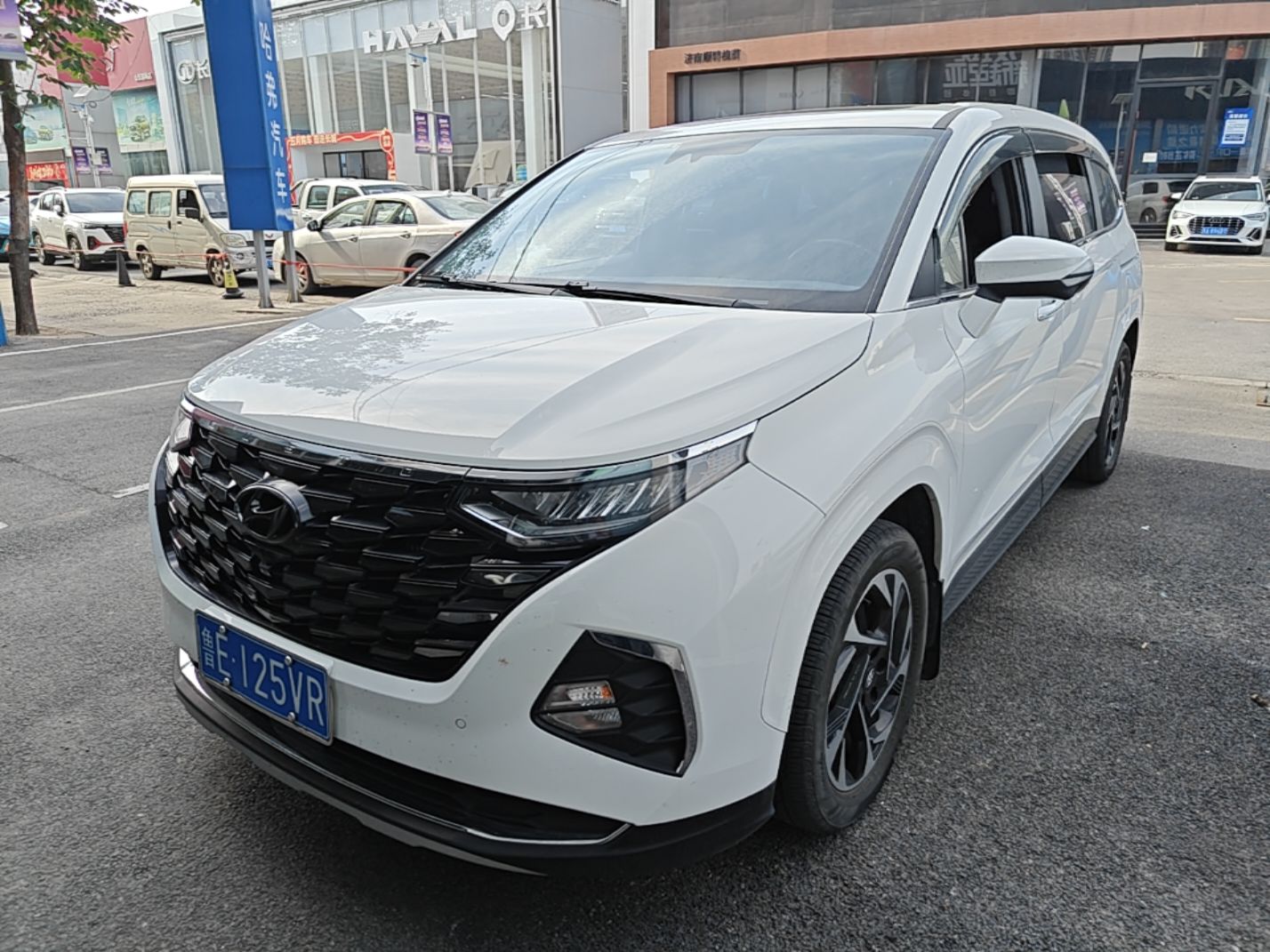 Hyundai Custo 2021 — фото 1