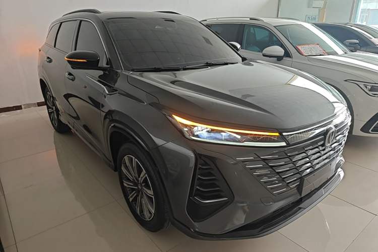 ChangAn CS75 PLUS 2024 — фото 3