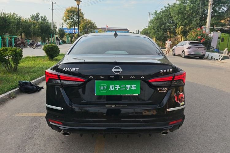 Nissan Altima 2022 — 5