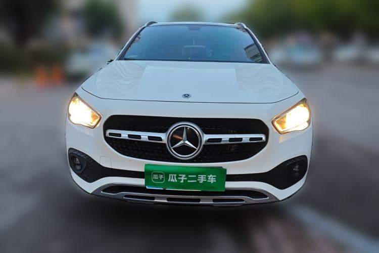 Mercedes-Benz benz gla 2020 — фото 2