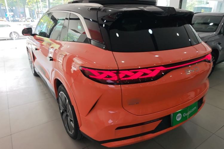 BYD Tang L 2025 — 4