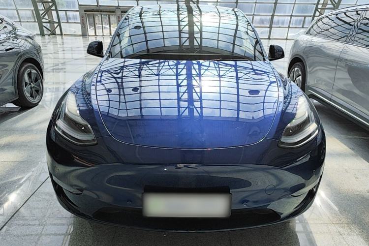 Tesla Model Y 2021 — 2