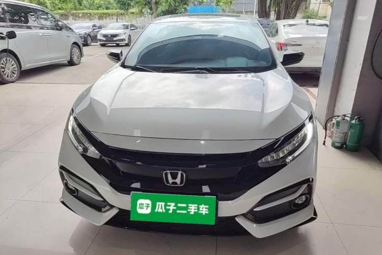 Honda Civic 2021 — фото 2