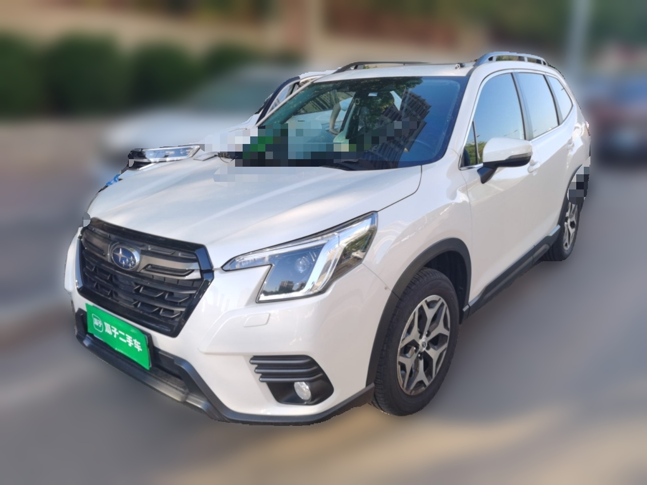 Subaru Forester 2022 — фото 1