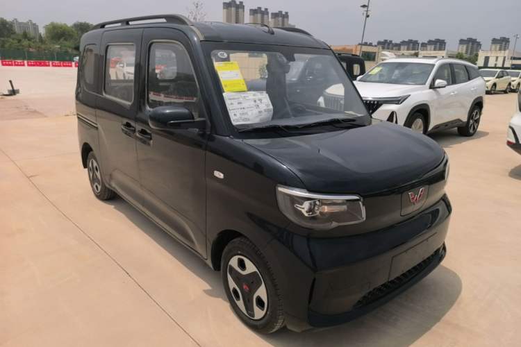Wuling Zhiguang New Energy 2025 — 3