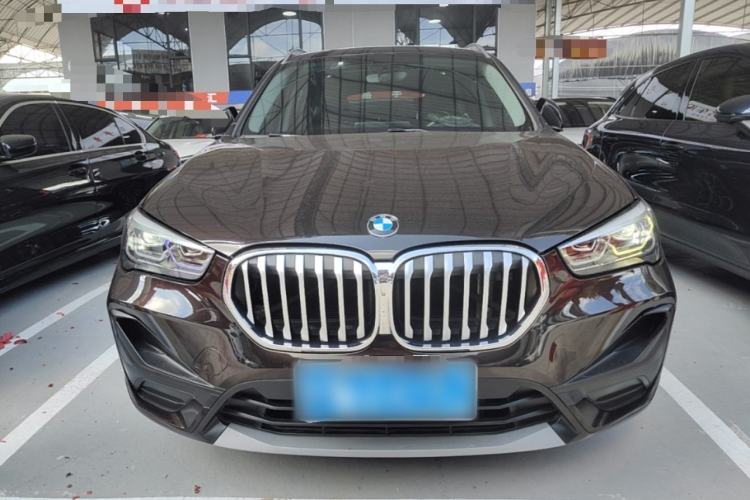 BMW X1 2021 — фото 2
