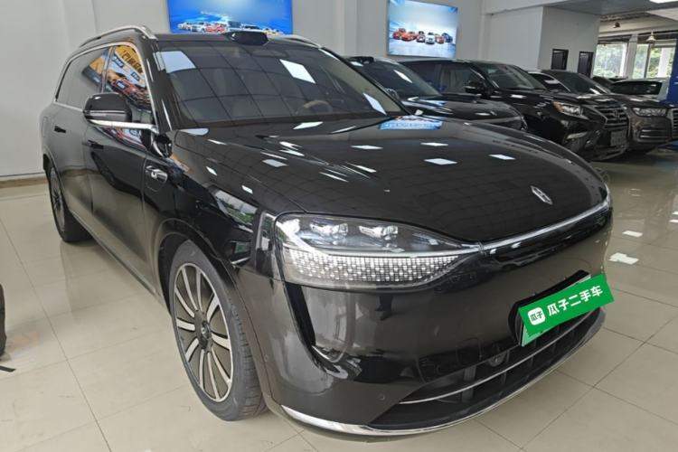 AITO M9 2024 — 3