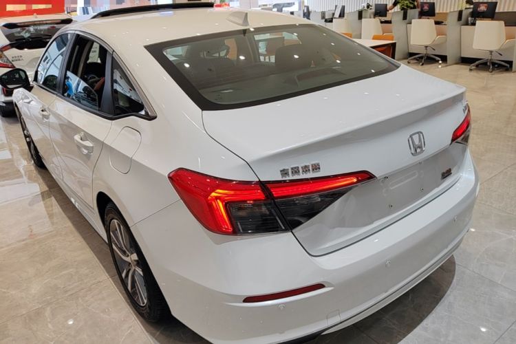 Honda Civic 2022 — 4
