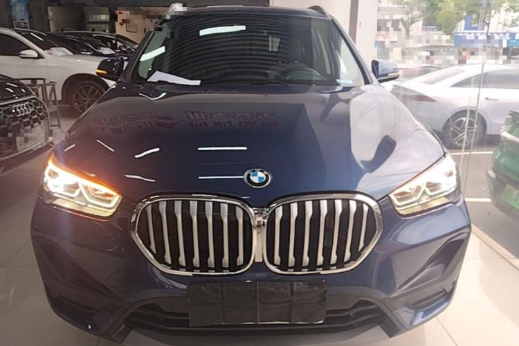 BMW X1 2022 — фото 2