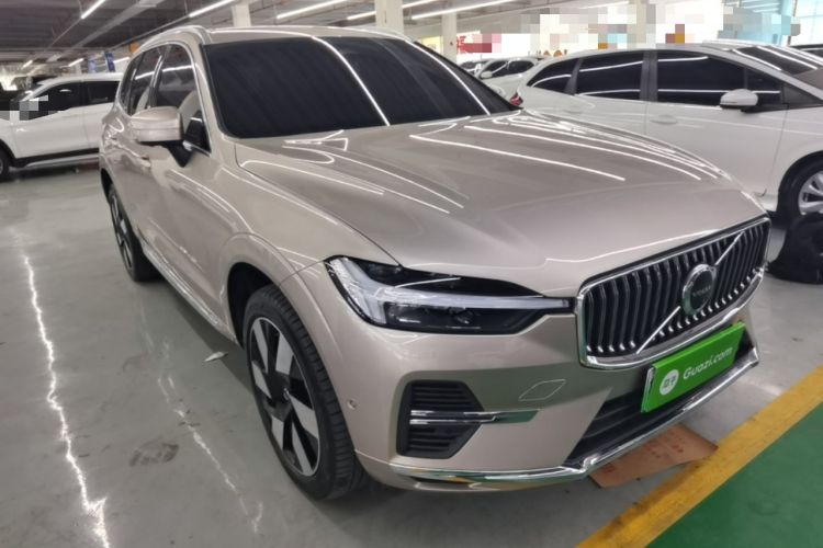 Volvo xc60 new energy 2025 — фото 3