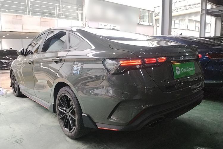 Geely Binray 2022 — 4