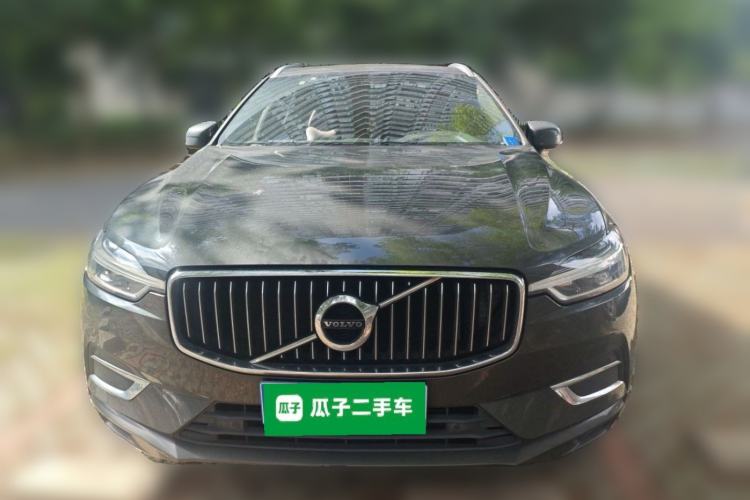 Volvo XC60 2021 — фото 2