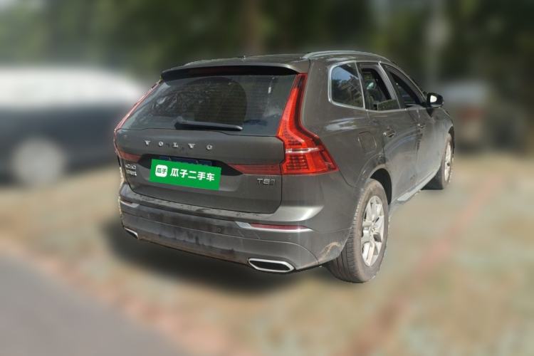 Volvo XC60 2021 — фото 4