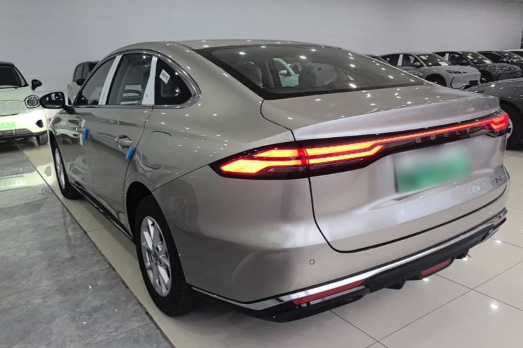Geely Galaxy Stellar 6 2026 — 4