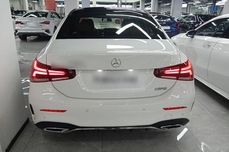Mercedes-Benz A 200 L 2021 — фото 5
