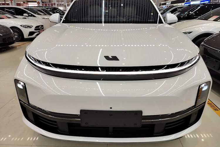 Li Auto L7 2024 — 2