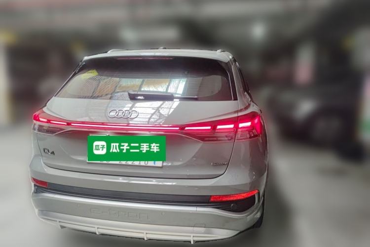 Audi Q4 e-tron 2022 — 4