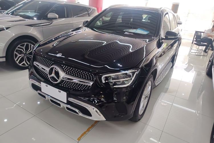 Mercedes-Benz GLC 260 L 2020 — фото 1