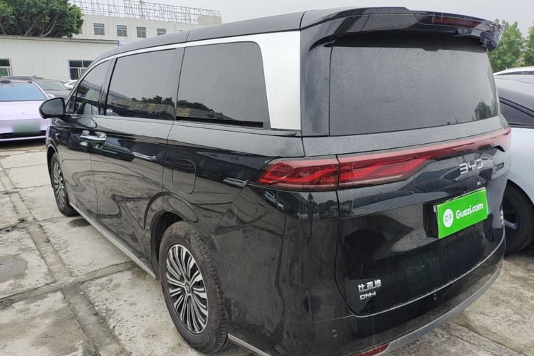 BYD Xia 2025 — 4