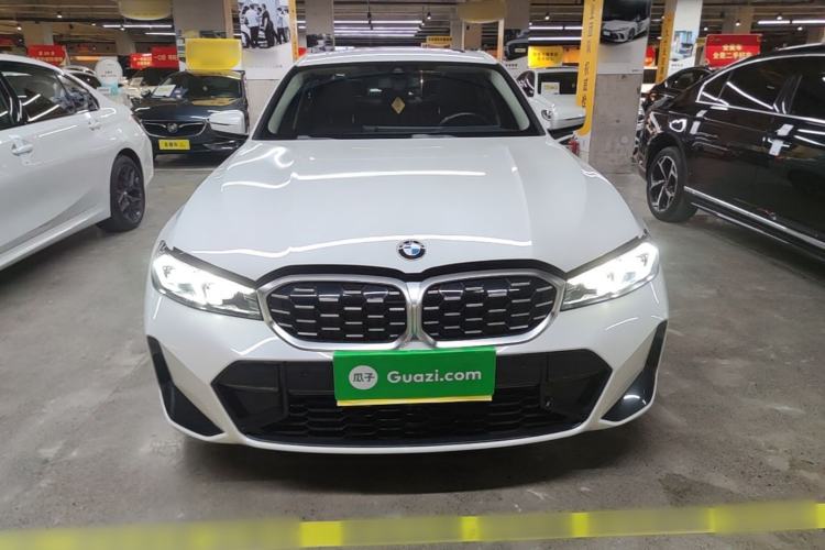 BMW 325Li 2023 — 2