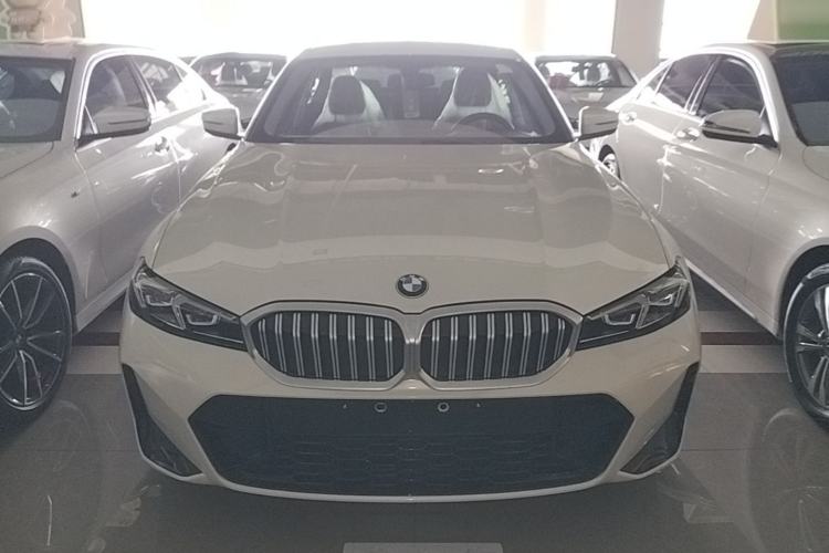 BMW 320Li 2023 — фото 2