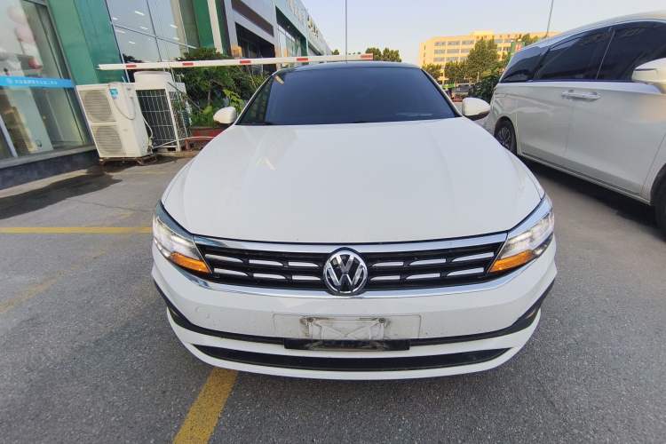 Volkswagen Lamando 2021 — 2