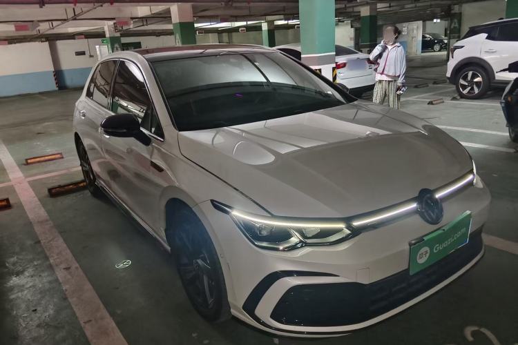Volkswagen Golf 2024 — 3