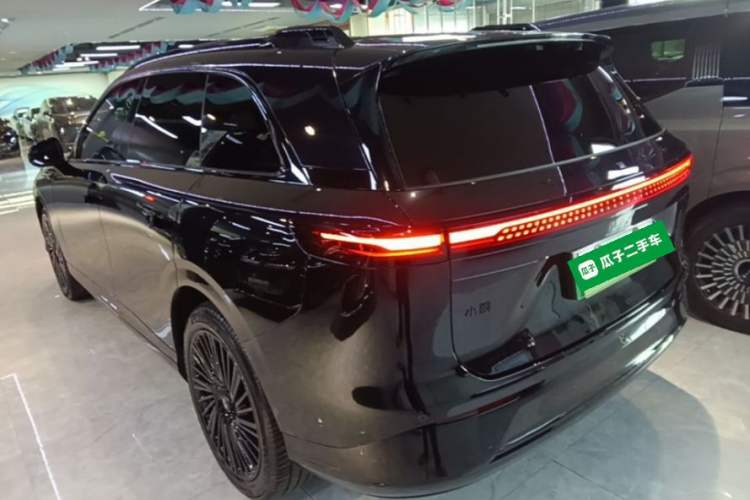 XPeng G9 2025 — 4