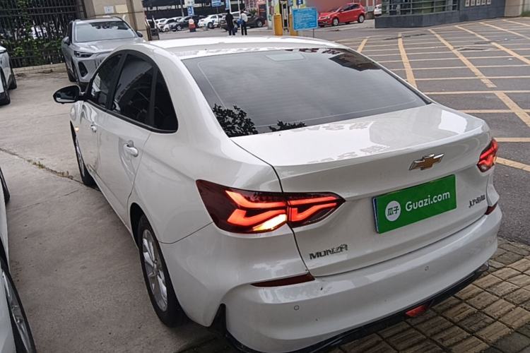 Chevrolet Monza 2024 — 4