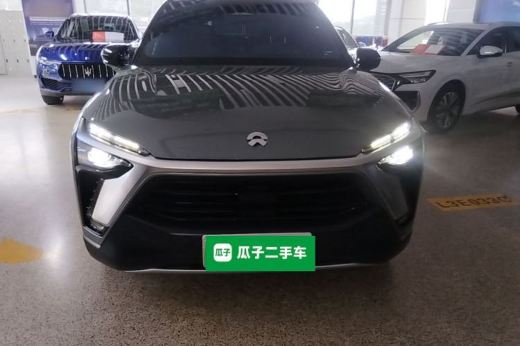 NIO ES8 2022 — 2