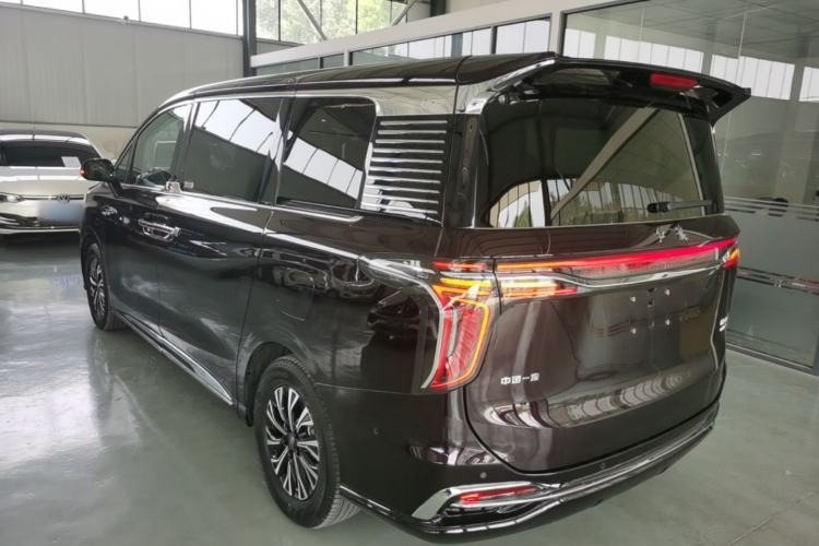 Hongqi HQ9 PHEV 2024 — фото 4
