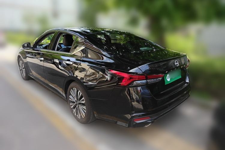 Nissan teana 2024 — фото 4