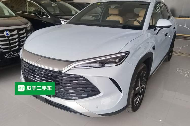BYD Song L DM-i 2025 — фото 1