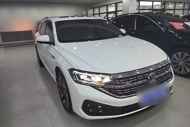 Volkswagen Sagitar 2024 — 3