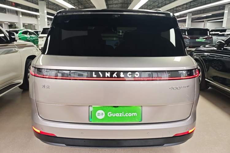Lynk & Co 900 2025 — 5