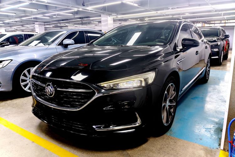 Buick LaCrosse 2022 — фото 1