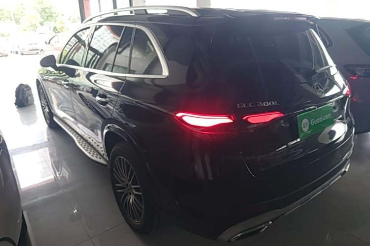 Mercedes-Benz GLC 300 L 2024 — 4
