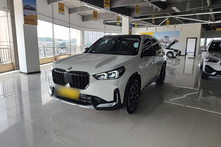BMW X1 2023 — фото 1