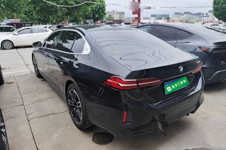 BMW 530Li 2025 — 4