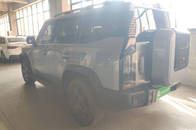 Jetour Traveler 2023 — 4