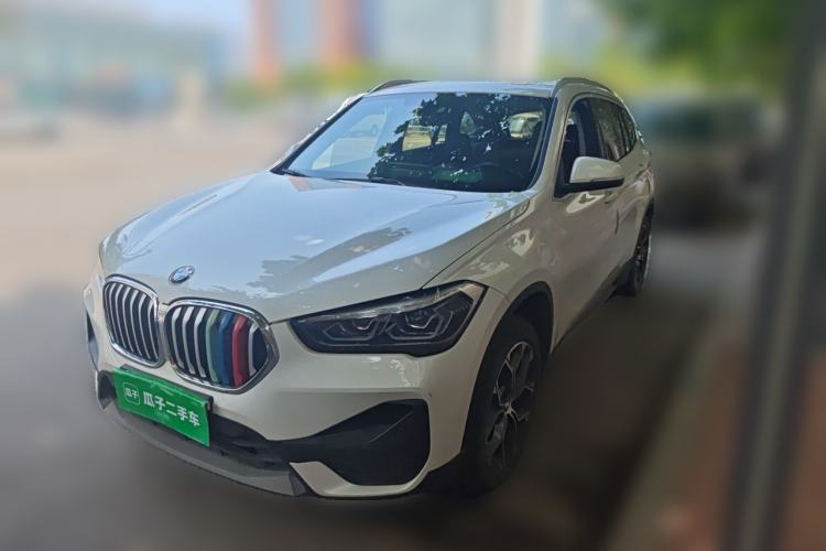 BMW X1 2020 — фото 1