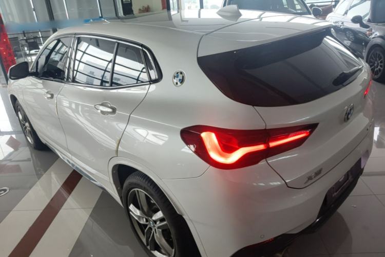 BMW X2 2022 — фото 4